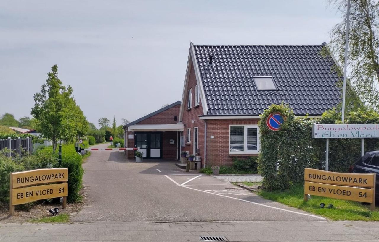 Het Dobbertje, Charmant Houten Huisje Sint Maartensvlotbrug Dış mekan fotoğraf